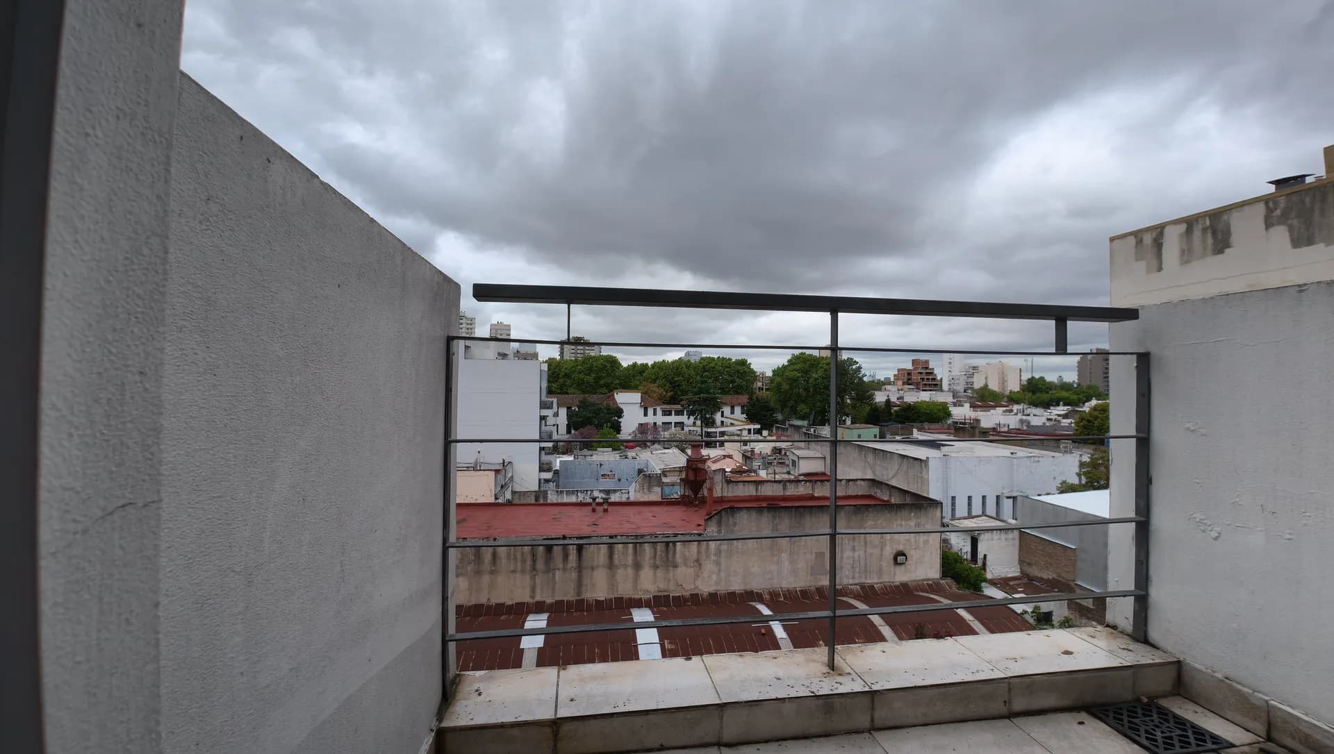 Monoambiente en venta con balcón y vista abierta | Apto crédito | Monte Castro